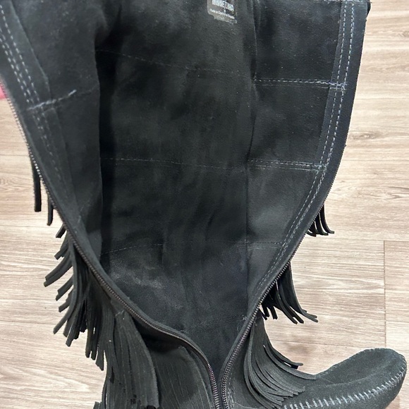 Minnetonka Suede Fringe 5 Layer tall boot women’s size 9 - Picture 12 of 16